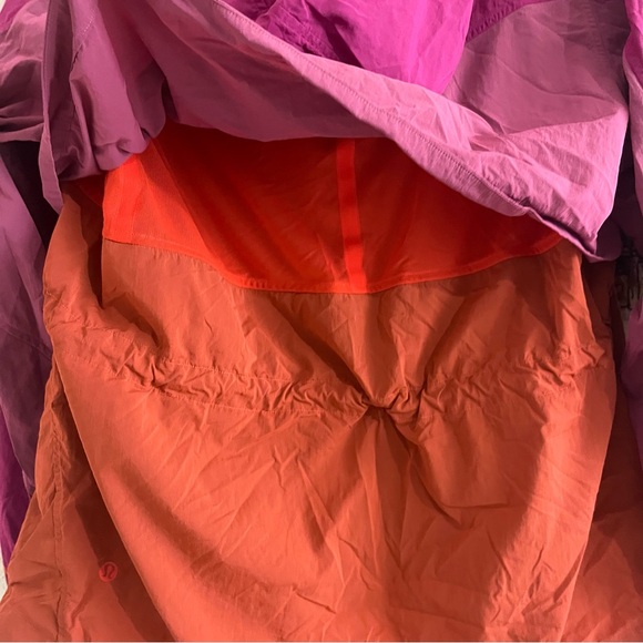 Lululemon Evergreen Anorak Ripened Raspberry / Autumn Red – Size 6 - Picture 10 of 13